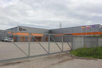 Hala przemysłowa z częścią biurową ul. Wroclawska Ostrów Wlkp. (1)